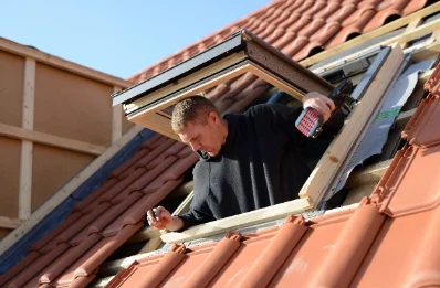 Pose de fenêtres de toit Velux aux Cammazes